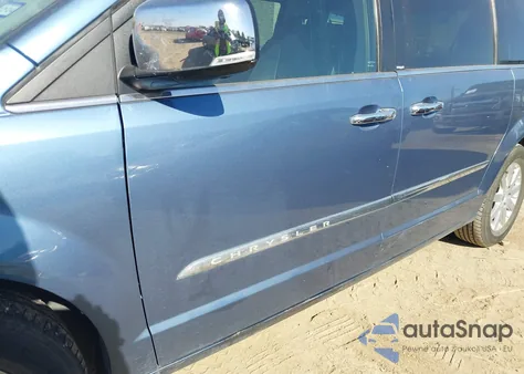 2012 Chrysler Town & Country Touring-L z USA, uszkodzony, nr VIN 2C4RC1CG9CR163477